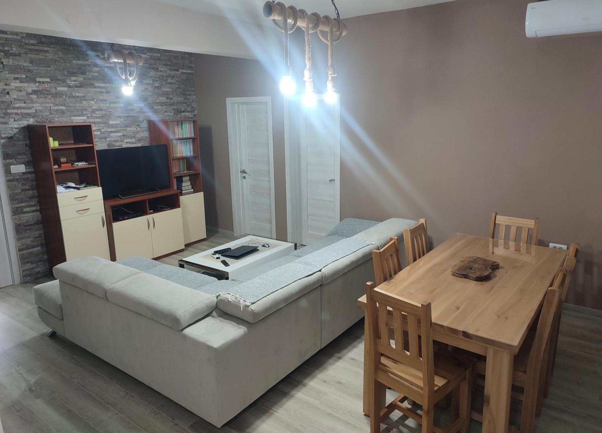Liprosh Apartment เวียร์ปาซาร์ ภายนอก รูปภาพ